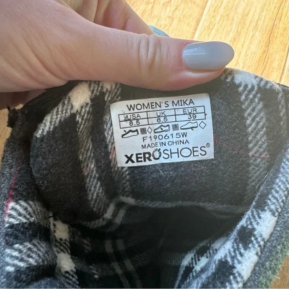 Xero Mika Barefoot Boot - Picture 8 of 9